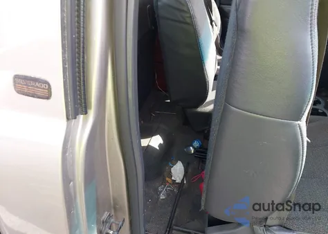 2002 Chevrolet Silverado 1500 Commercial from USA, damaged, VIN 1GCEC14W42Z230754